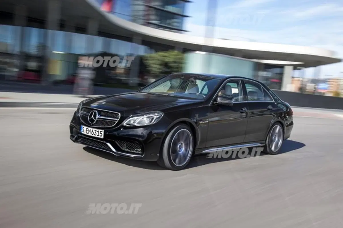 Mercedes E 63 AMG