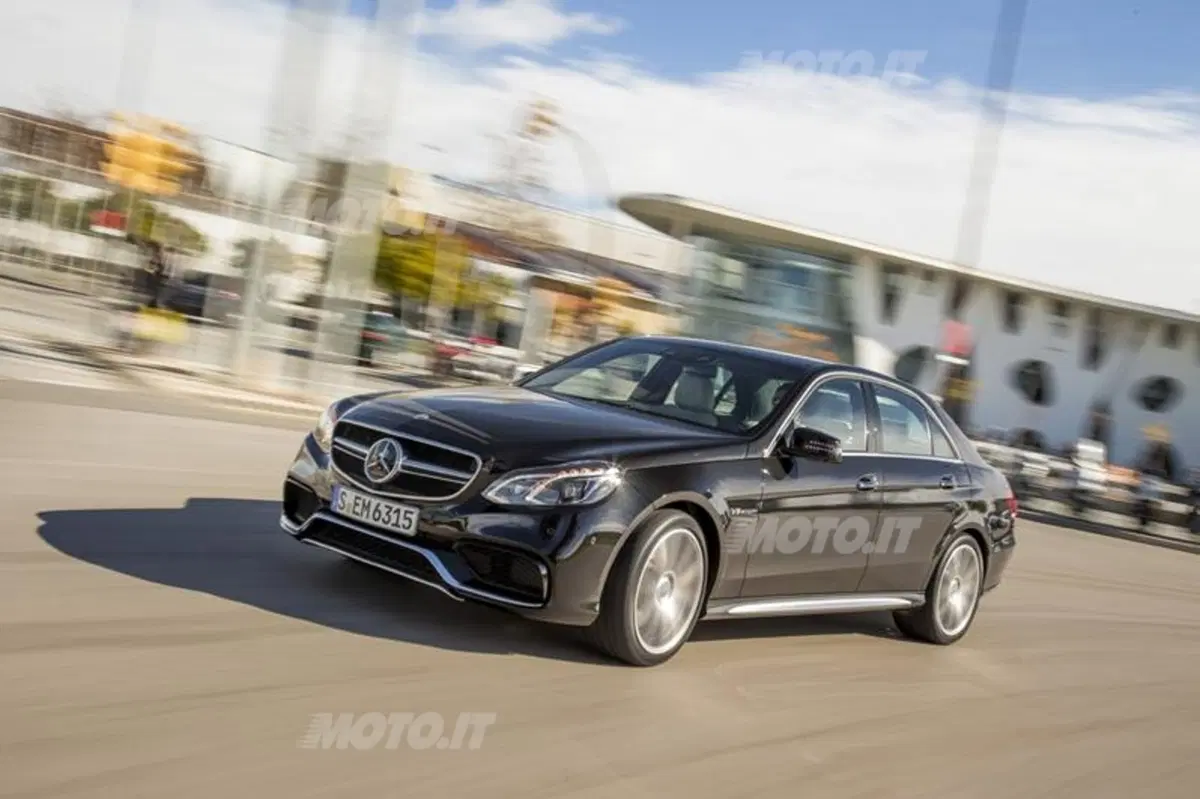 Mercedes E 63 AMG (5)