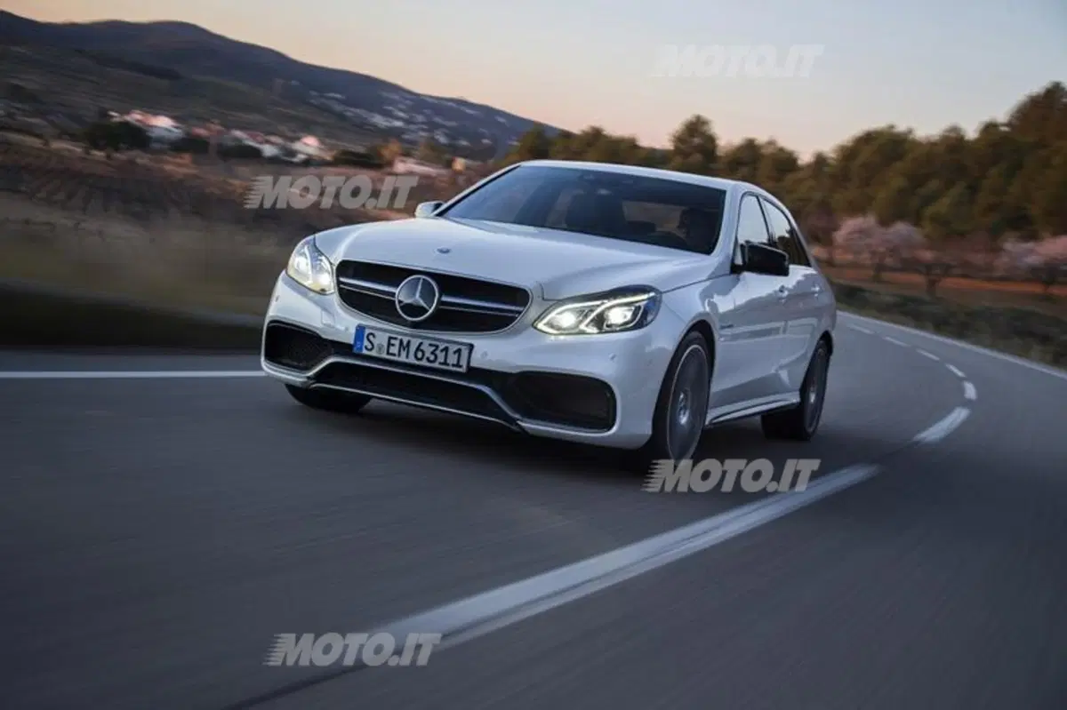 Mercedes E 63 AMG (10)