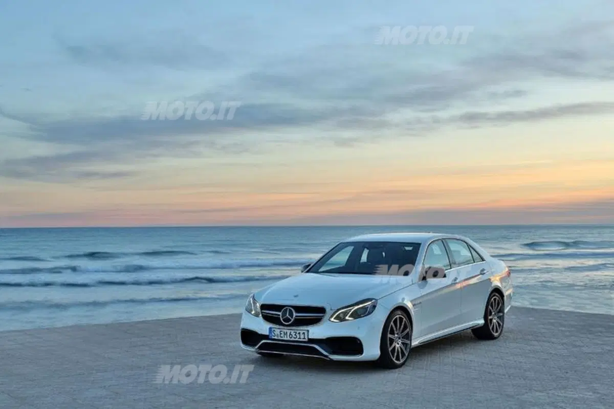 Mercedes E 63 AMG (27)