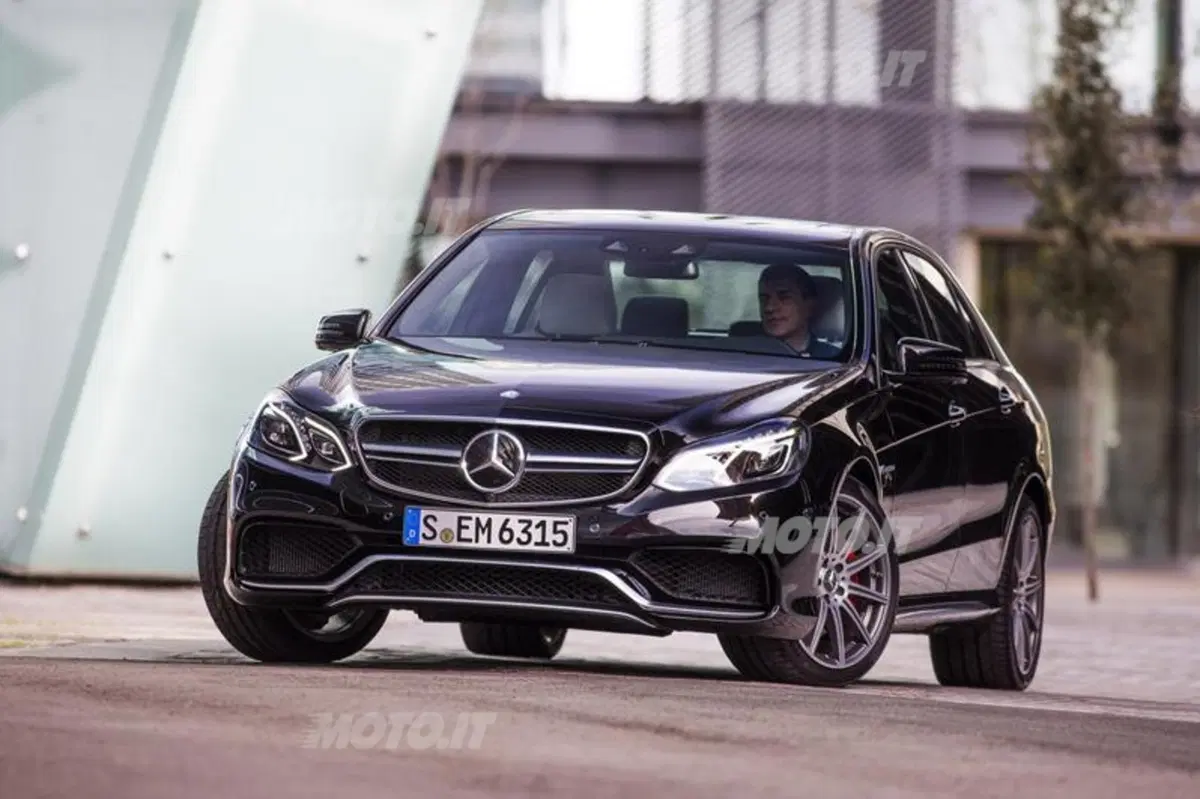 Mercedes E 63 AMG (29)