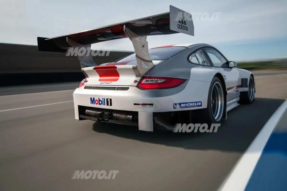 Porsche 911 GT3 R 2013 (10)