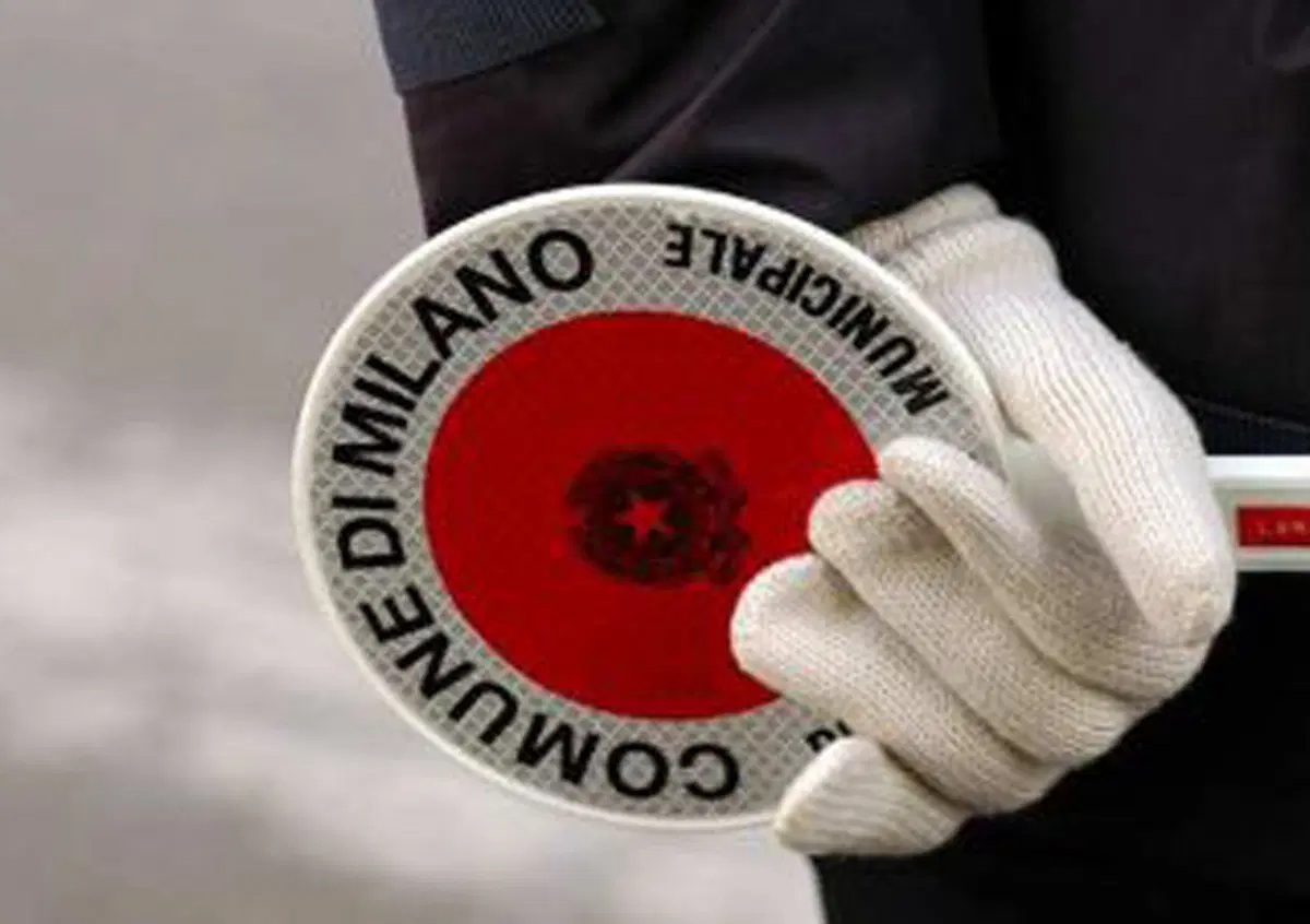 Milano: domenica 7 aprile blocco del traffico