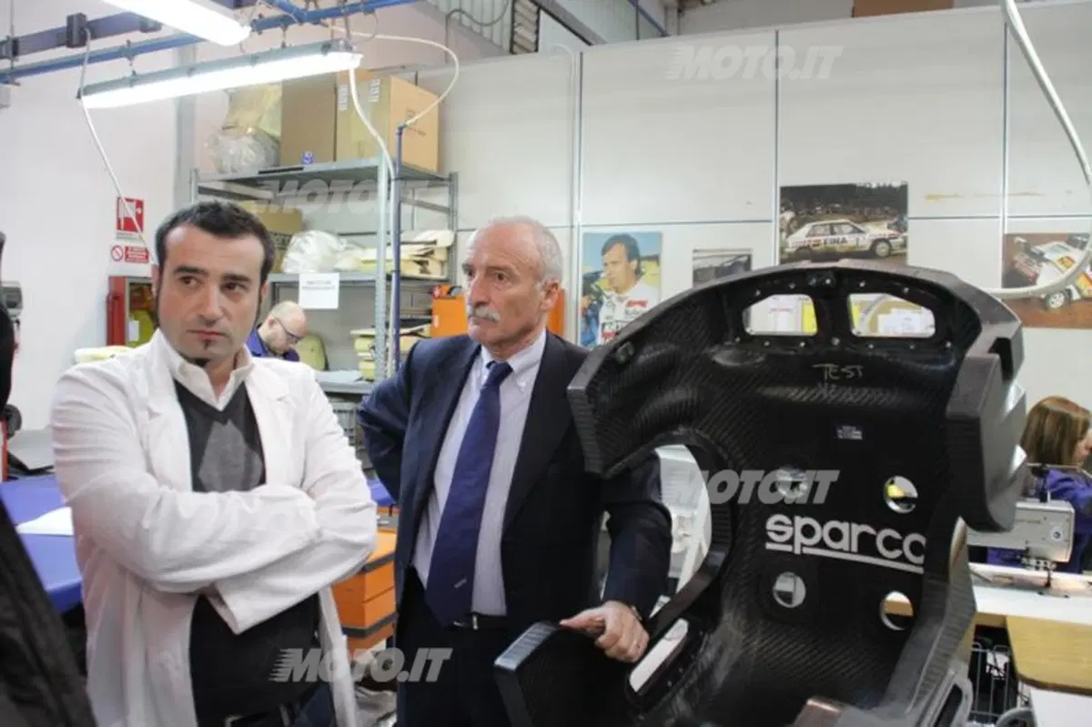 Sparco: come nascono le componenti in fibra di carbonio (36)