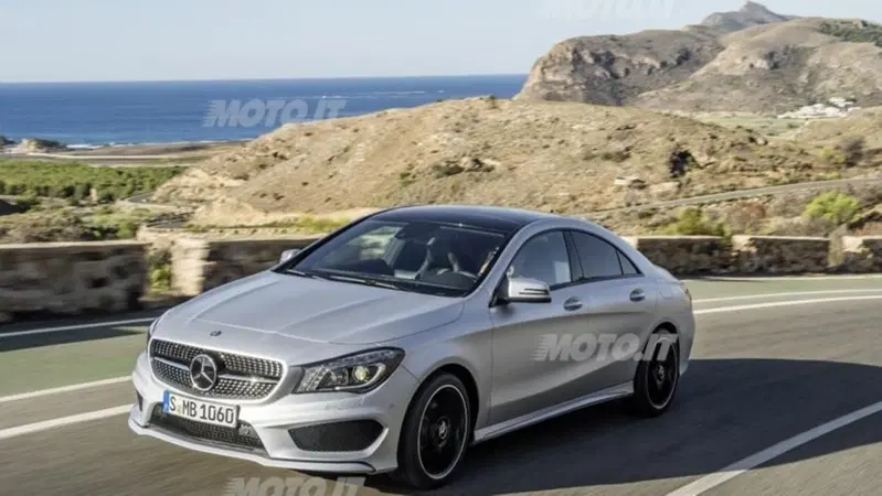 Mercedes-Benz CLA: listino prezzi. Porte aperte il 13 aprile