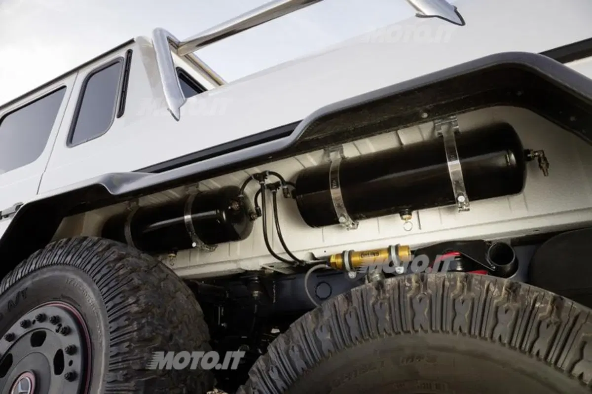 Mercedes-Benz Classe G 63 AMG 6x6 (30)