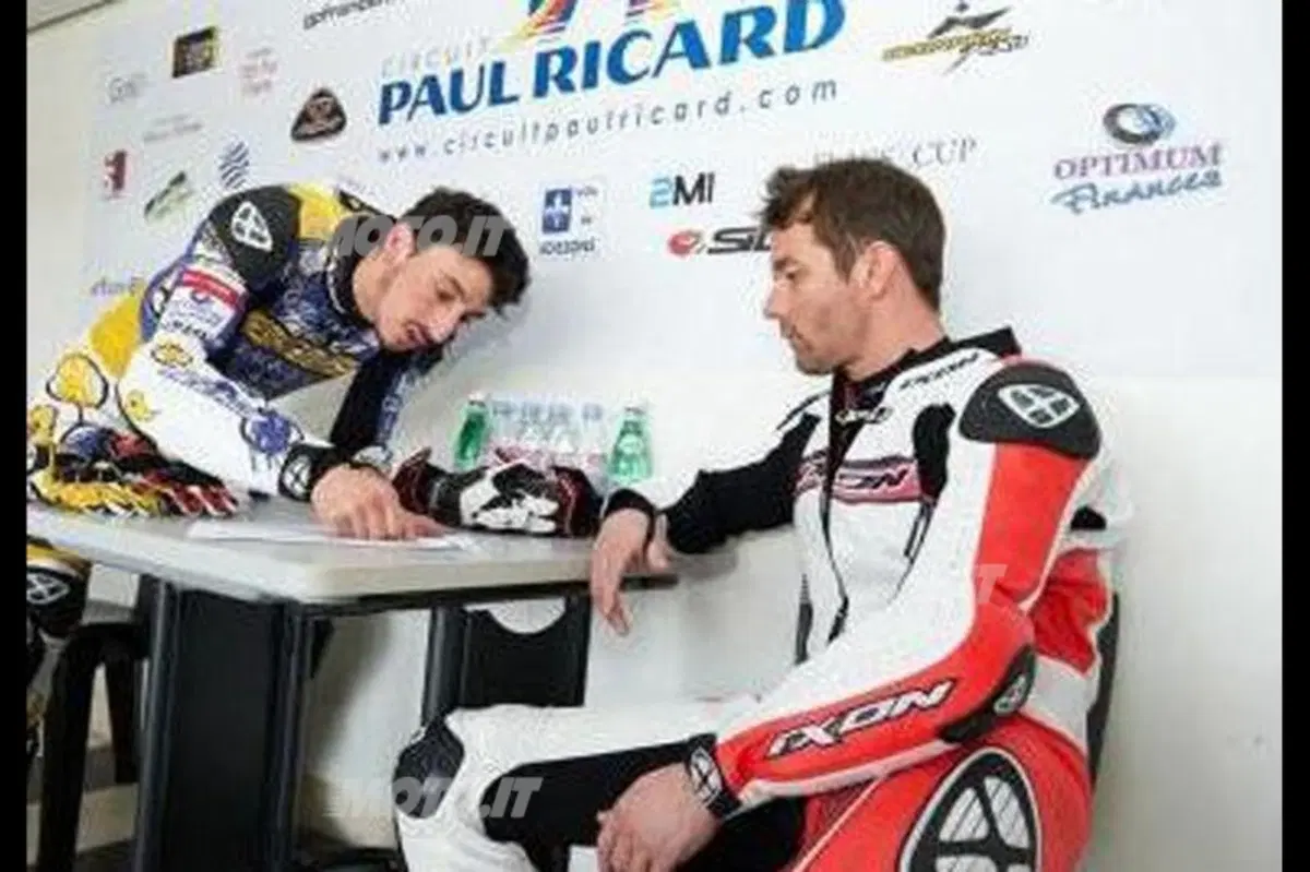 Loeb in pista con la Moto2 del Team Tech3