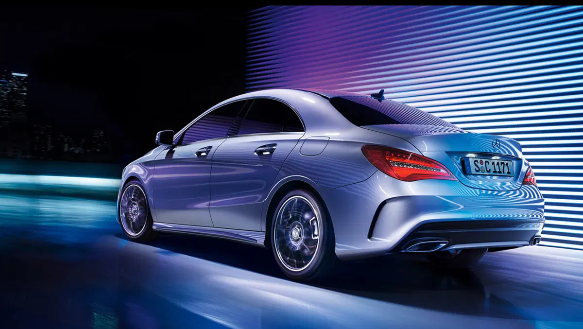 Mercedes-Benz CLA 180 Premium (2)
