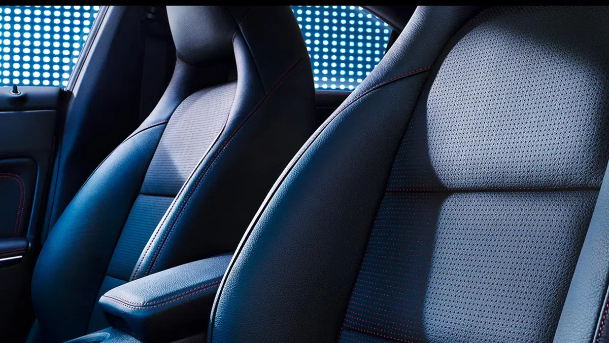 Mercedes-Benz CLA 180 Premium (5)
