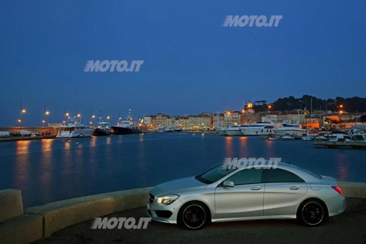 Mercedes-Benz CLA (11)