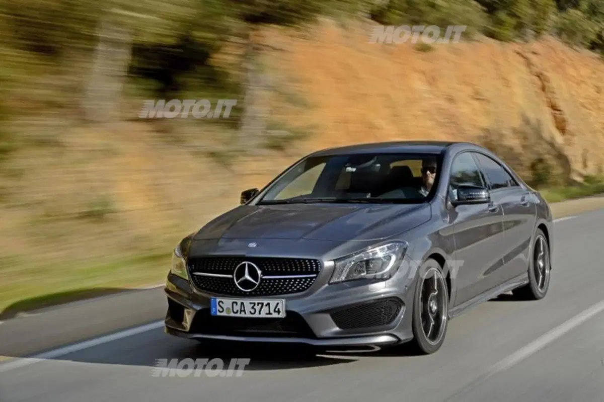 Mercedes-Benz CLA (12)