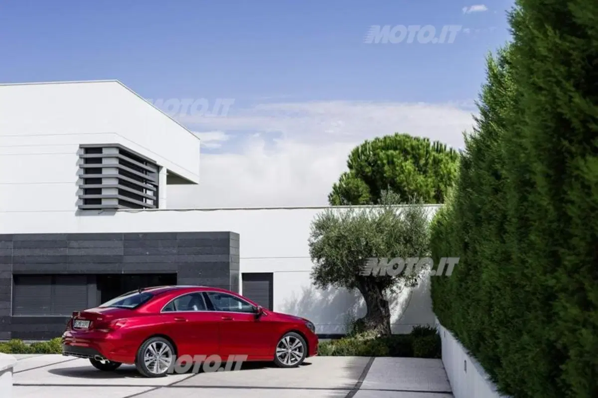 Mercedes-Benz CLA (28)