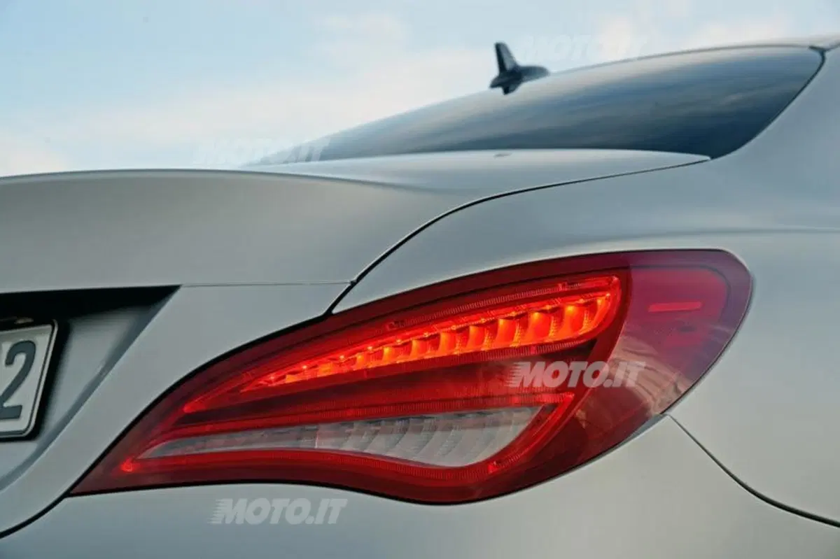 Mercedes-Benz CLA (33)