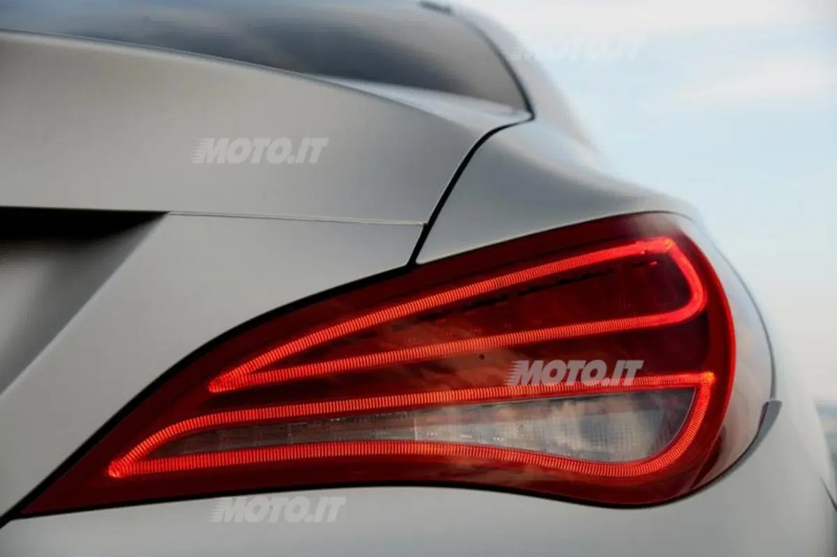 Mercedes-Benz CLA (34)