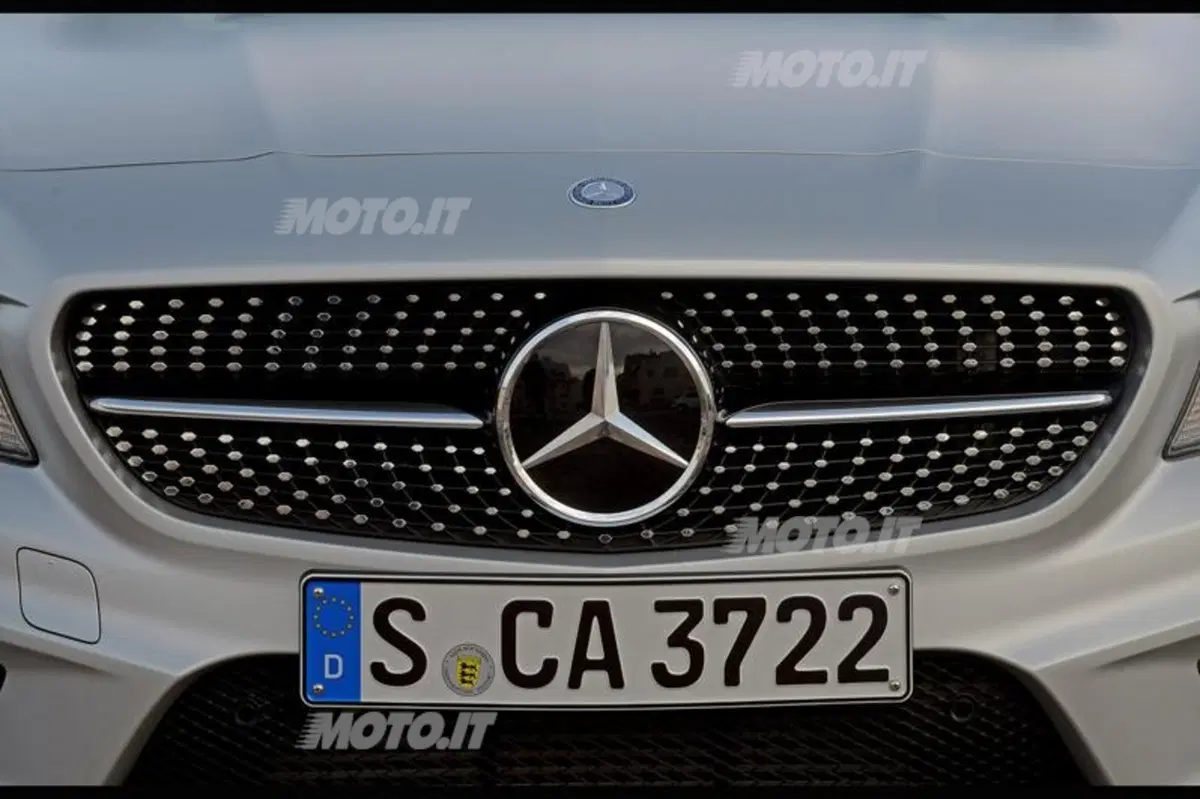 Mercedes-Benz CLA (35)