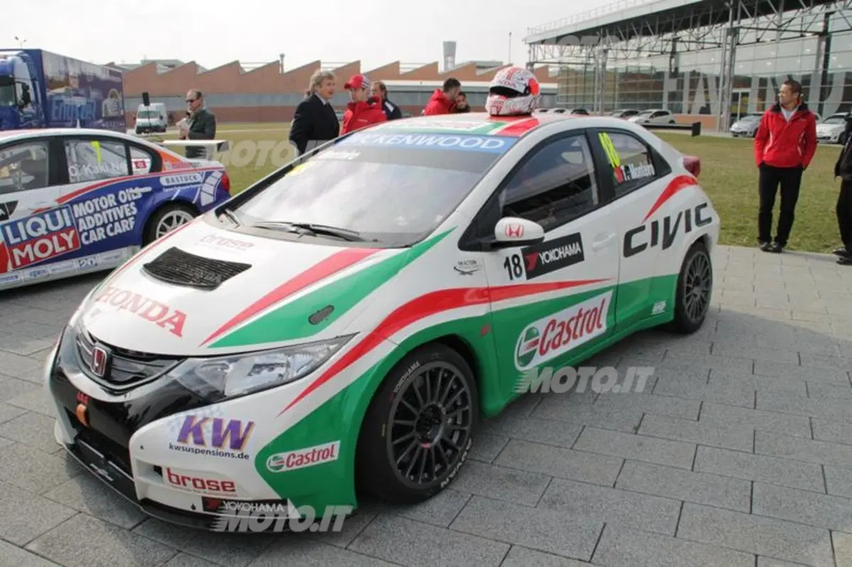WTCC: presentata la stagione 2013 (34)