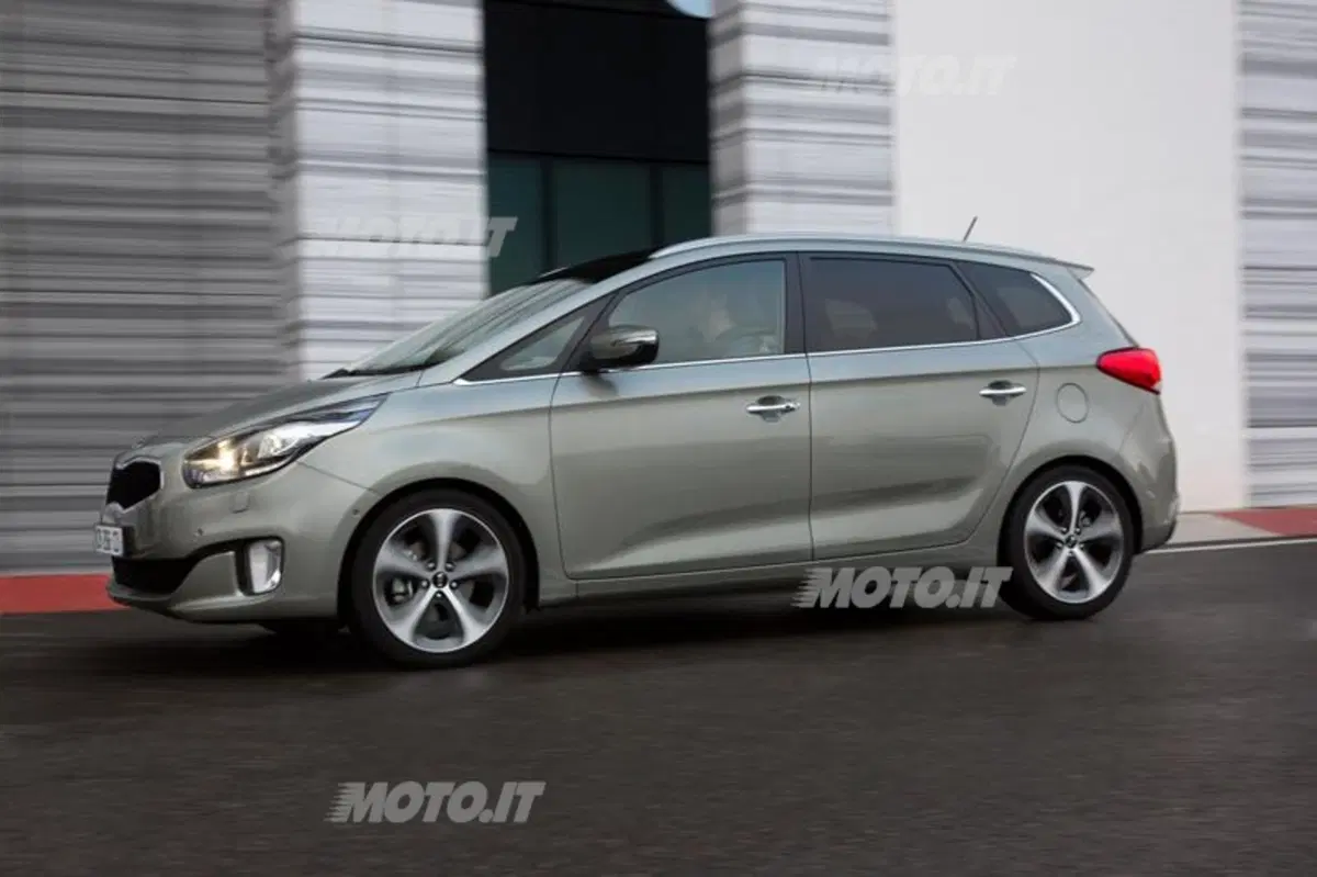 Kia Carens