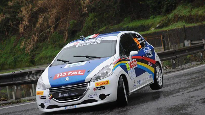 CIR 2013: l&rsquo;esordio di Andreucci con la Peugeot 208 R2