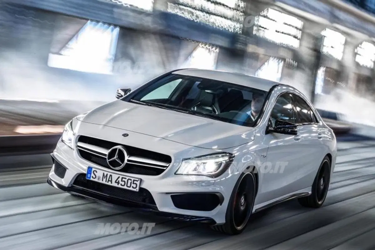 Mercedes CLA 45 AMG: tutti i dati ufficiali (15)