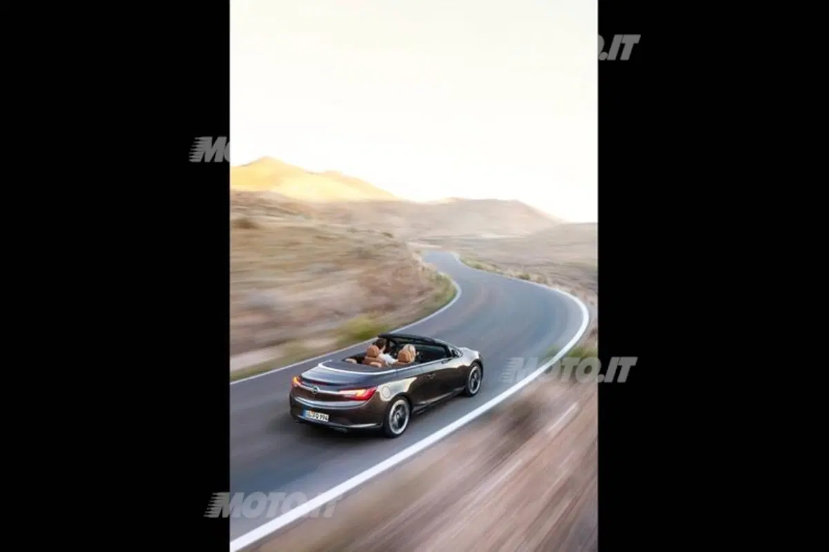 Opel Cascada (21)