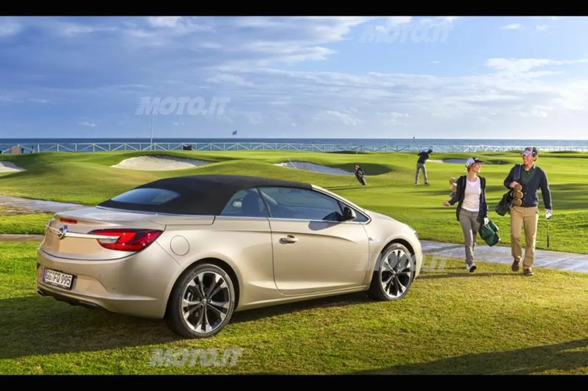 Opel Cascada (31)