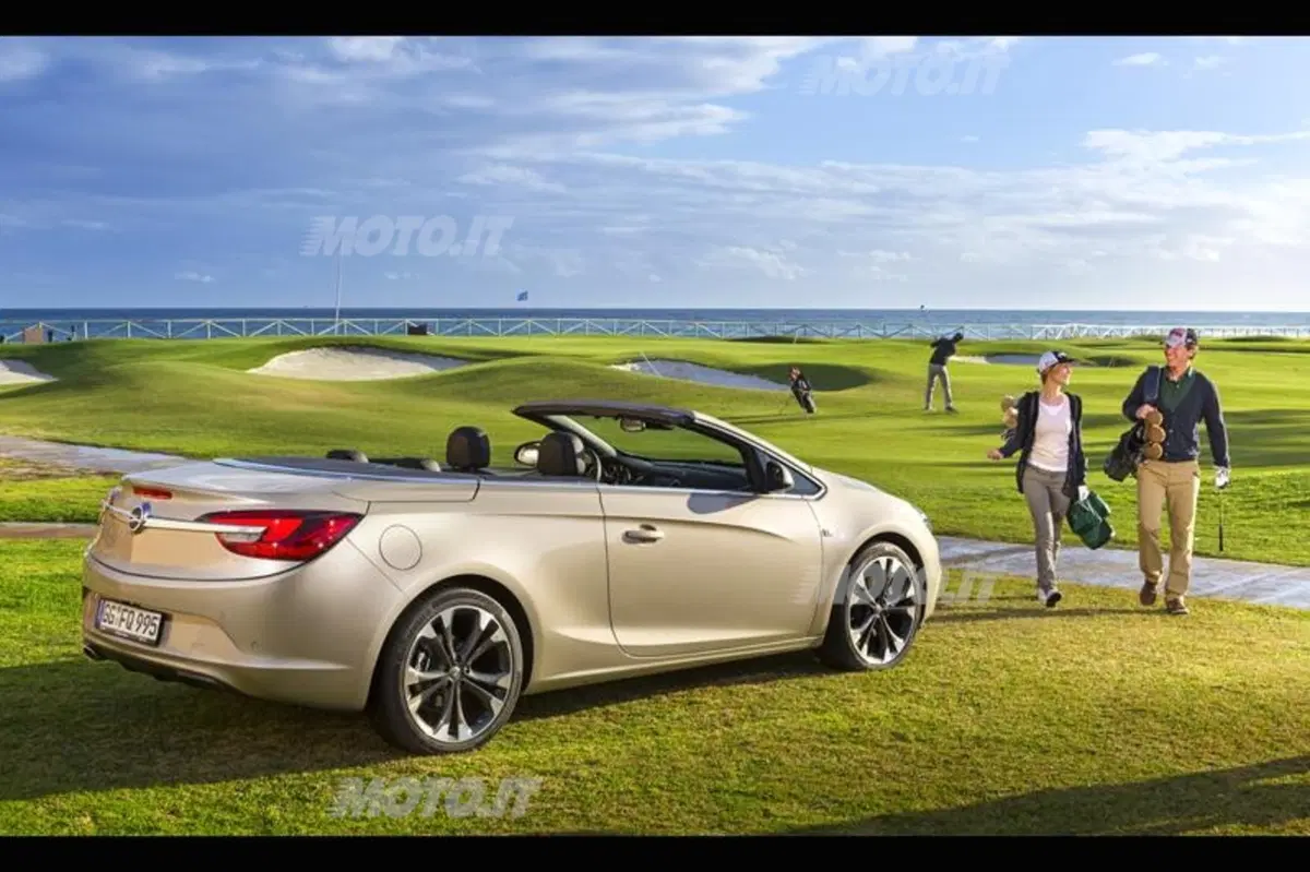 Opel Cascada (49)