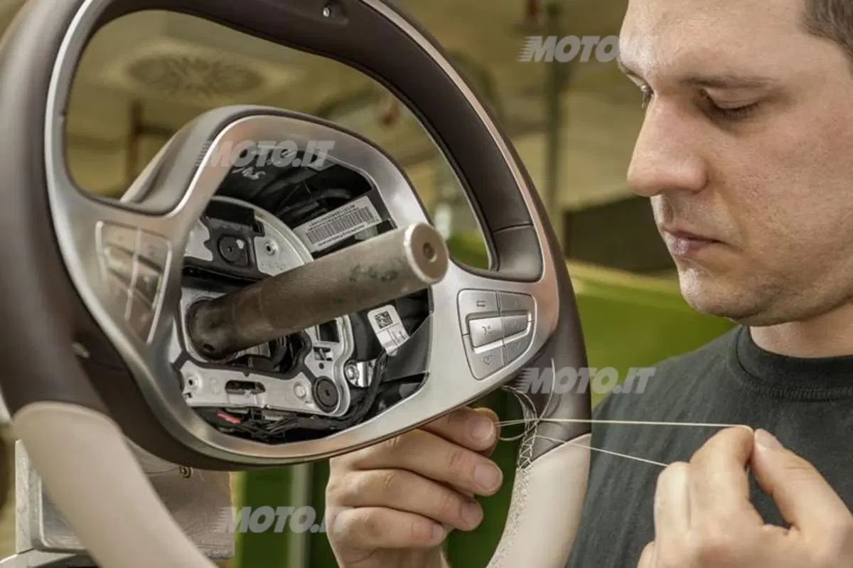 Nuova Mercedes-Benz Classe S: svelati gli interni (15)