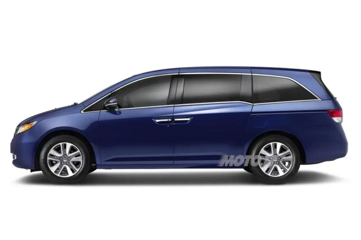 Honda Odyssey: la prima auto con l'aspirapolvere integrato (11)