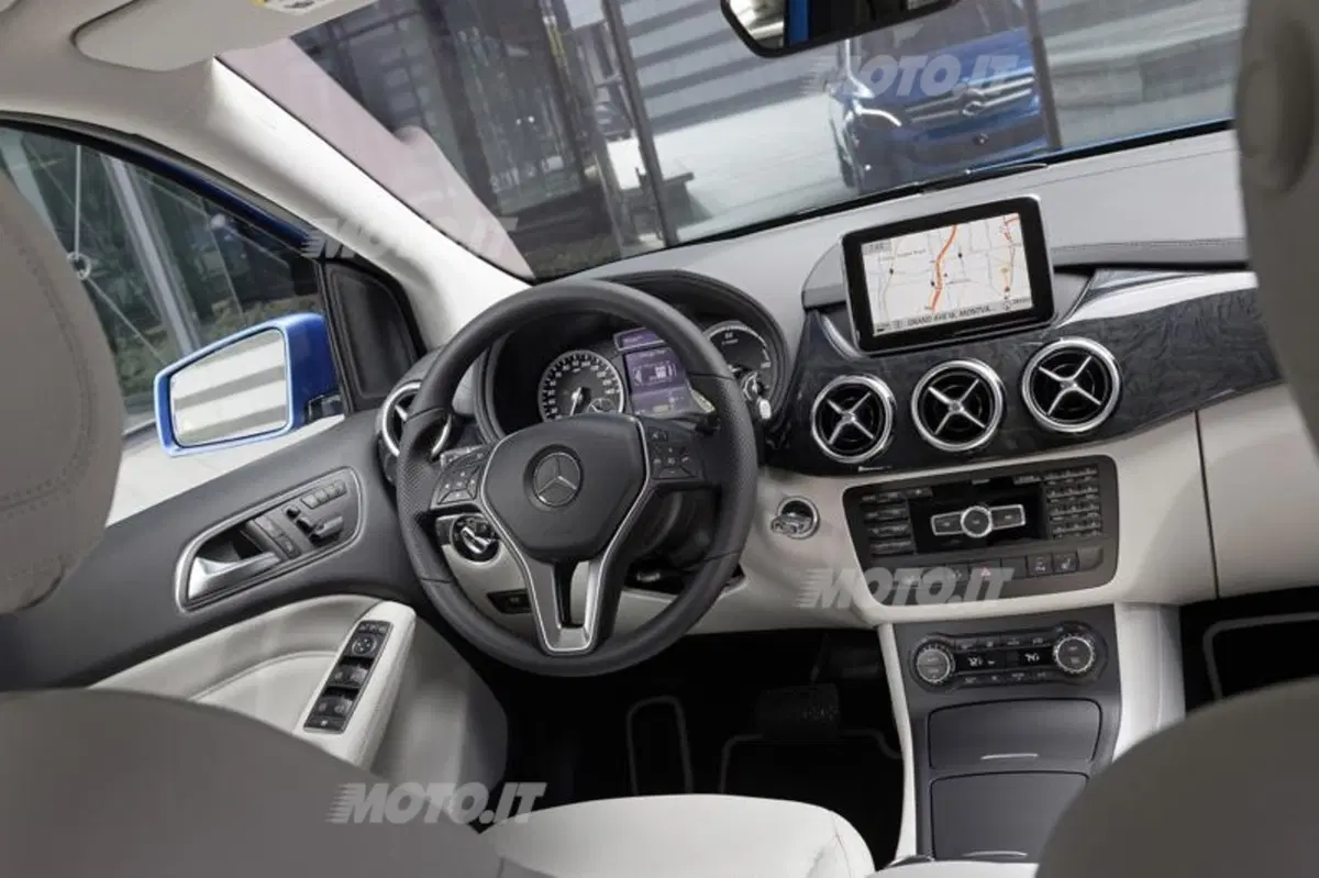 Mercedes-Benz Class B Electric Drive (17)
