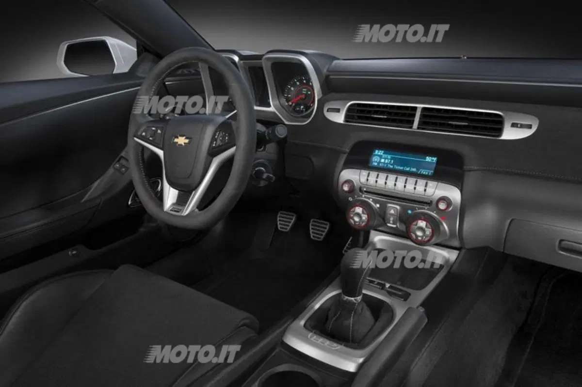 Chevrolet Camaro: a New York il restyling e la versione sportiva Z28 (5)