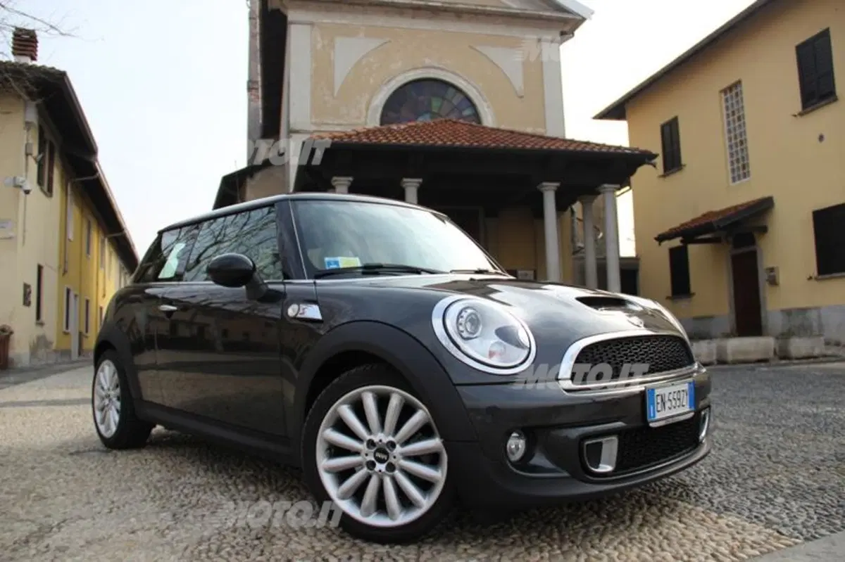 Mini Cooper SD (16)