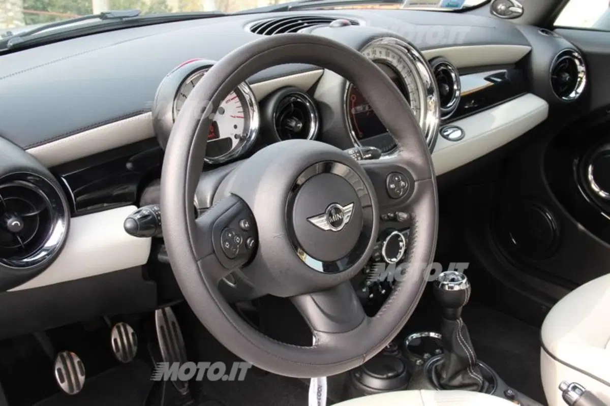 Mini Cooper SD (25)