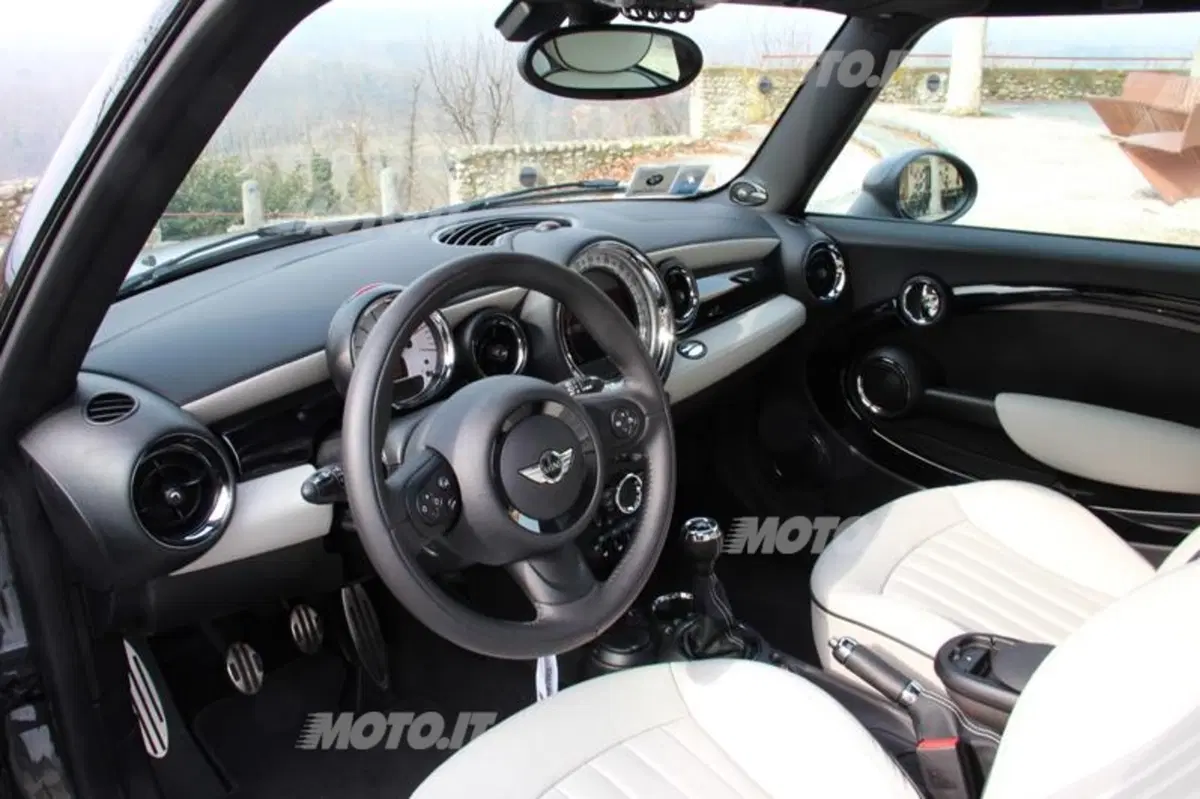 Mini Cooper SD (26)