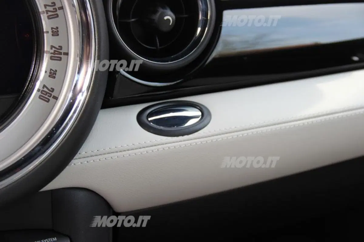 Mini Cooper SD (39)