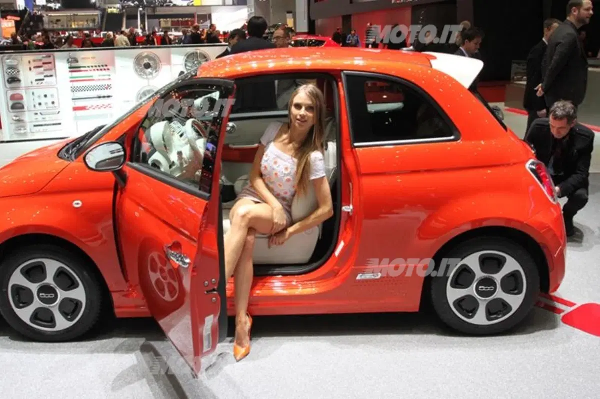 iLike@Salone di Ginevra 2013: trionfano le ragazze del Gruppo Fiat (12)