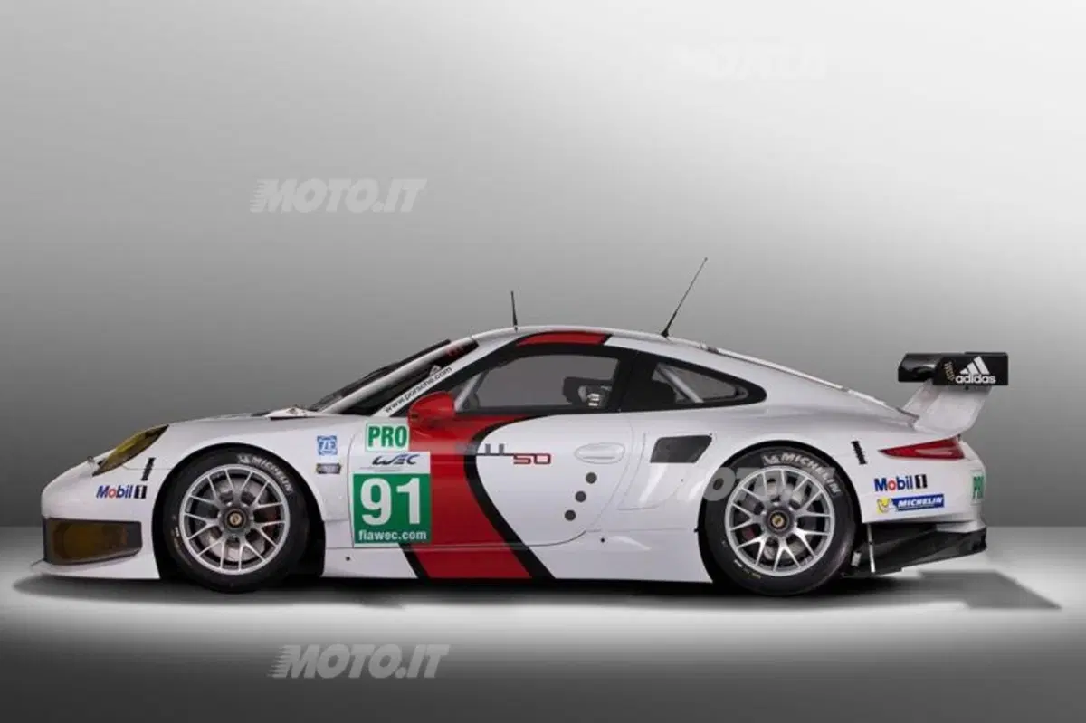 Porsche 911 RSR: ecco la vettura per la 24 Ore di Le Mans 2013 (3)