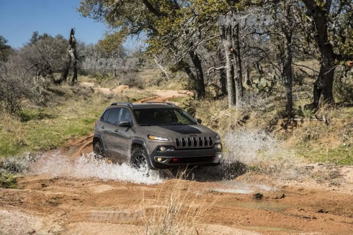 Nuovo Jeep Cherokee: la trazione integrale è disinseribile (12)