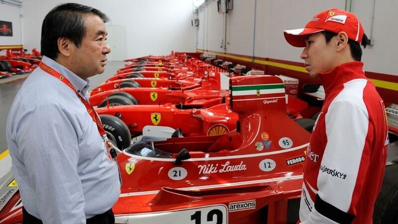 Kobayashi visita la Ferrari. Correr&agrave; con una 458 al WEC 2013