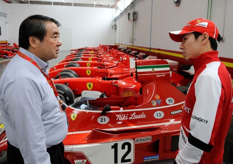 Kobayashi visita la Ferrari. Correr&agrave; con una 458 al WEC 2013