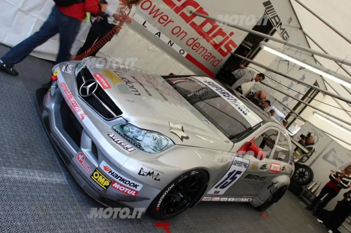 Superstars 2013: a Monza trionfano le Mercedes C 63 AMG di Liuzzi e Biagi (11)