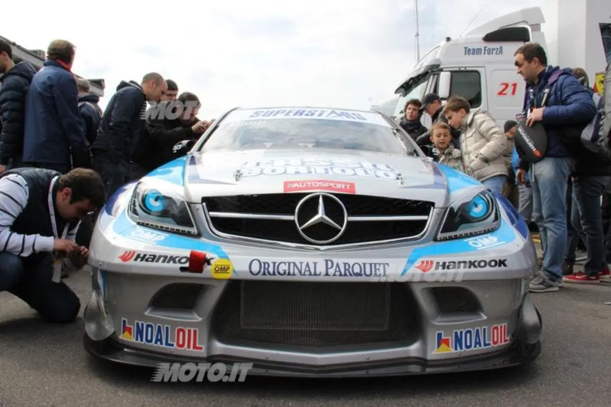 Superstars 2013: a Monza trionfano le Mercedes C 63 AMG di Liuzzi e Biagi (15)