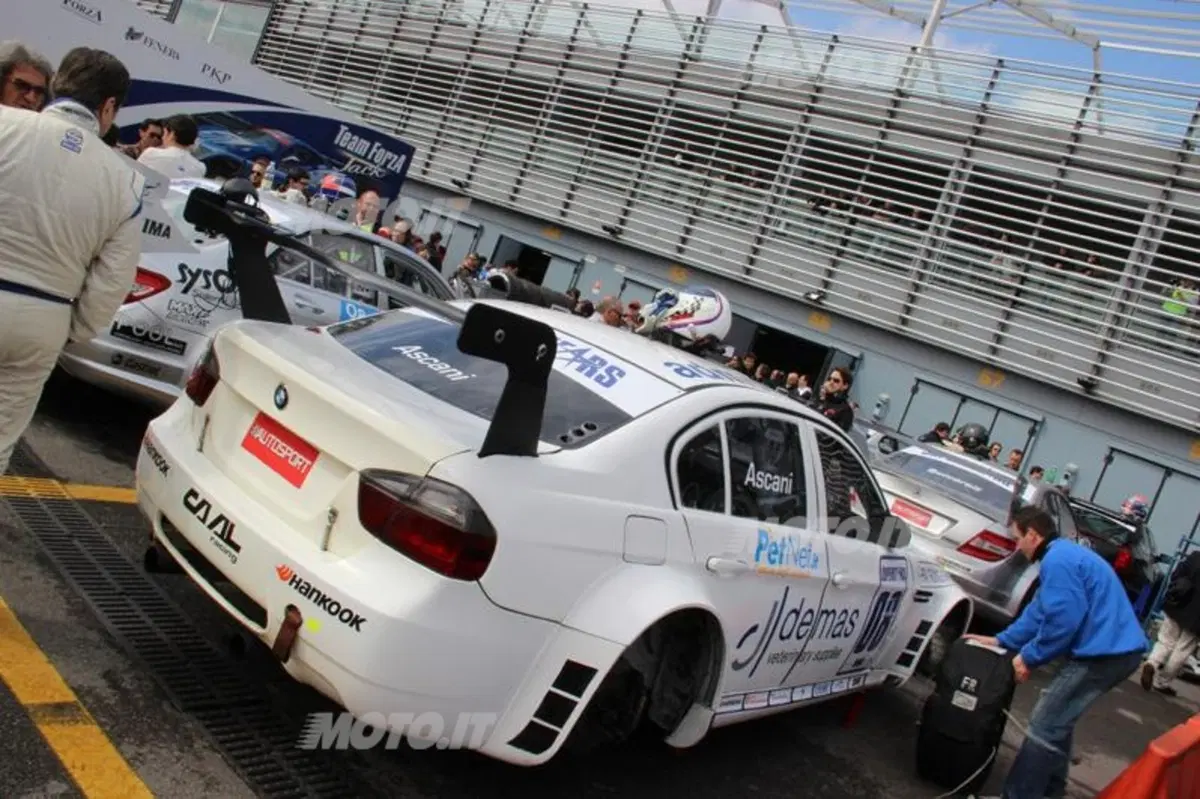 Superstars 2013: a Monza trionfano le Mercedes C 63 AMG di Liuzzi e Biagi (20)