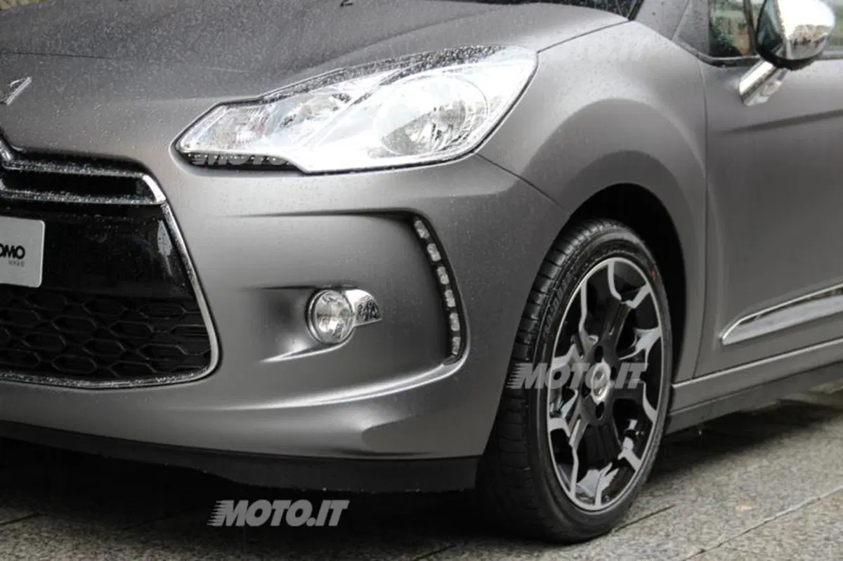 Citroen DS3 Cabrio L’Uomo Vogue: debutta alla Milano Design Week (15)
