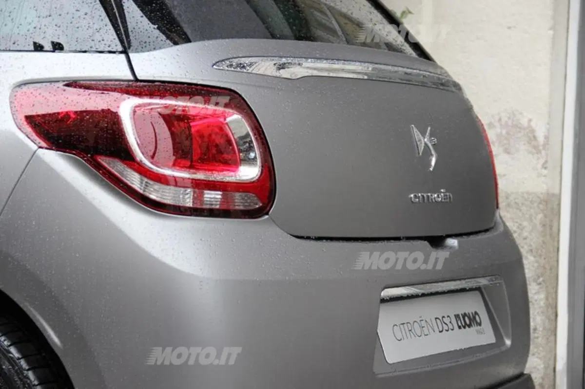 Citroen DS3 Cabrio L’Uomo Vogue: debutta alla Milano Design Week (18)