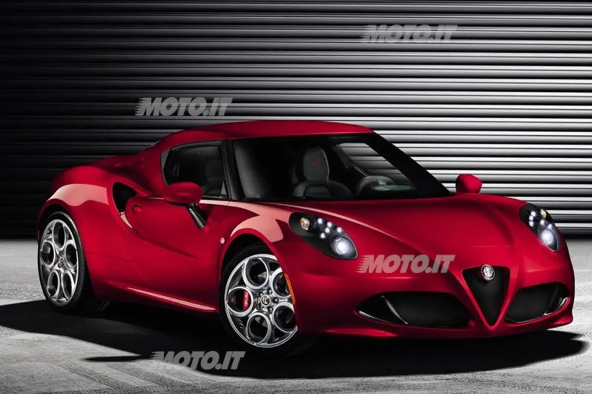 Alfa Romeo 4C: ecco il display TFT della sportiva del Biscione (20)