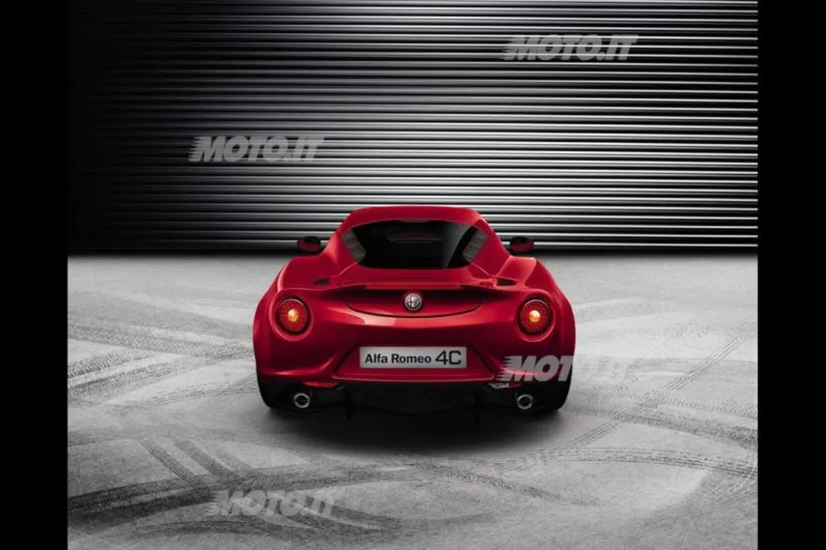 Alfa Romeo 4C: ecco il display TFT della sportiva del Biscione (23)