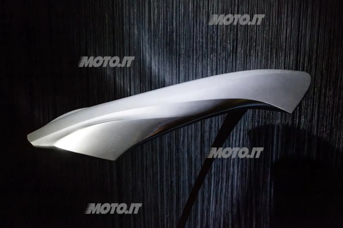 Mazda: presentata al Fuorisalone 2013 la sedia Kodo (3)