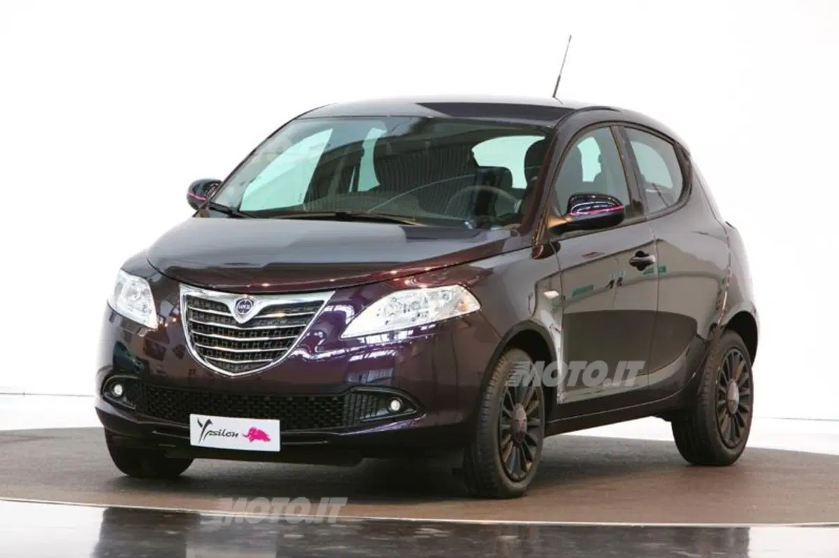 Lancia Ypsilon Elefantino: nel cuore della "Natural Chic" (4)