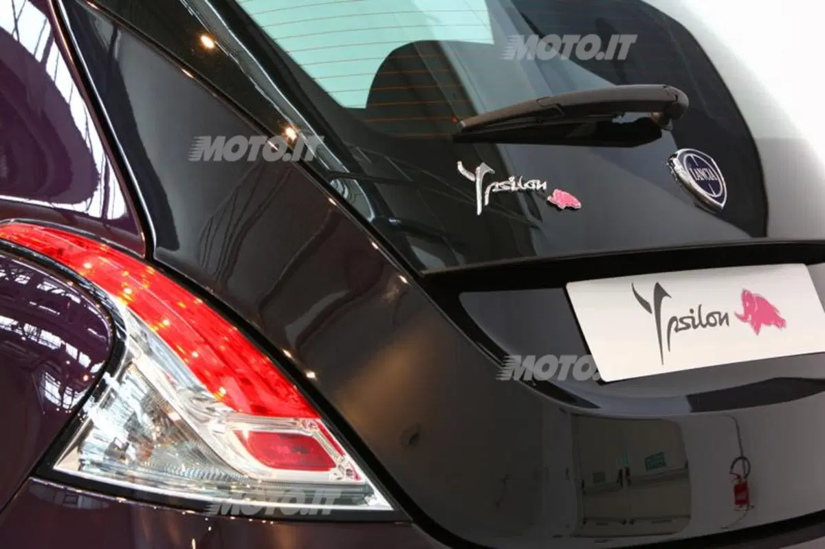 Lancia Ypsilon Elefantino: nel cuore della "Natural Chic" (18)
