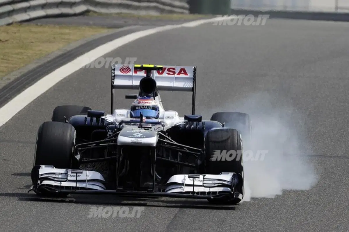 F1 GP Cina 2013: Hamilton conquista la pole position a Shanghai (2)